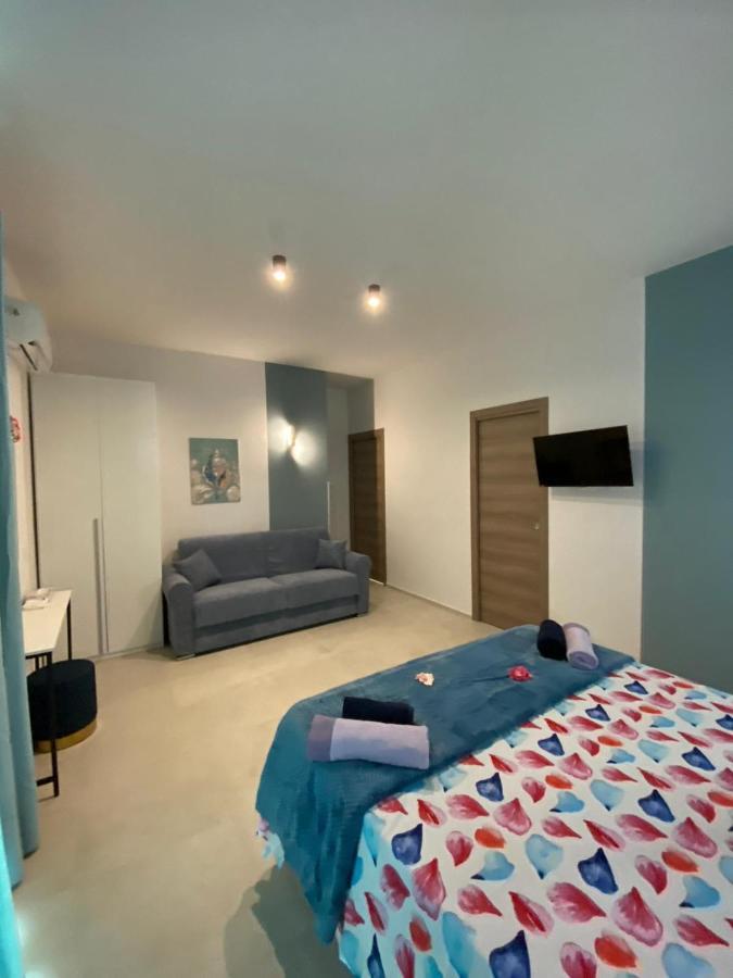 Viole Di Mare Guest House Сан-Леоне Экстерьер фото